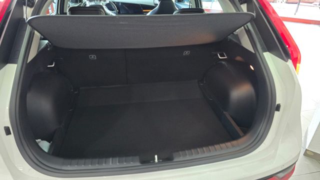 KIA Niro 1.6 GDi HEV 95kW (129CV) Drive
