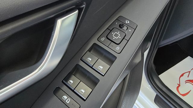 KIA Niro 1.6 GDi HEV 95kW (129CV) Drive