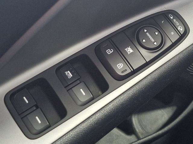 KIA Niro 1.6 GDi Híbrido Enchufable 104kW Drive