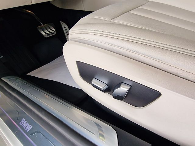 BMW Serie 7 745e