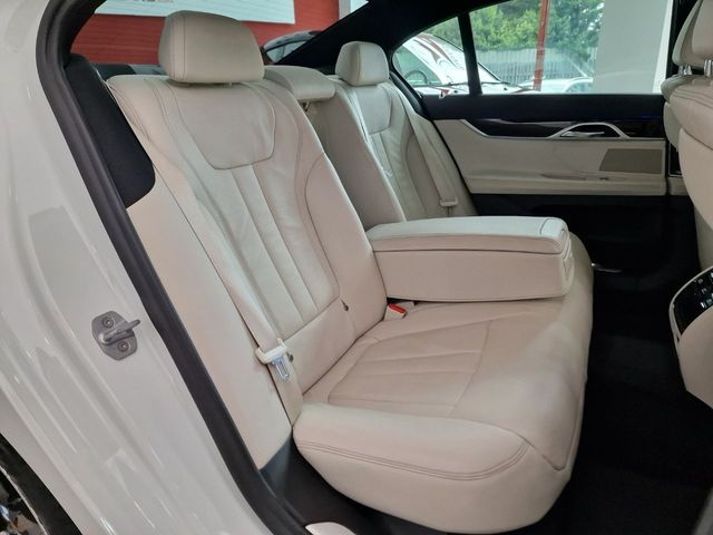 BMW Serie 7 745e