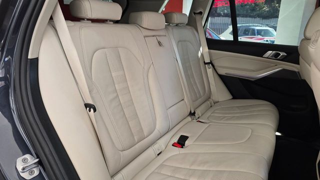 BMW X5 xDrive45e
