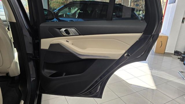 BMW X5 xDrive45e
