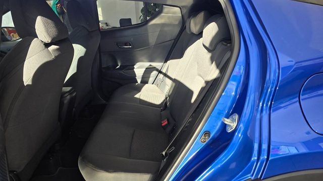 TOYOTA CHR 1.8 125H Advance