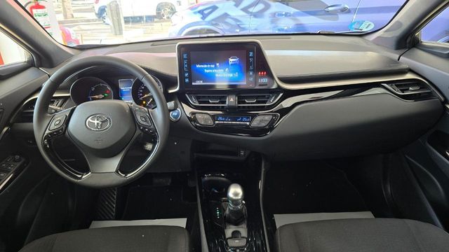 TOYOTA CHR 1.8 125H Advance