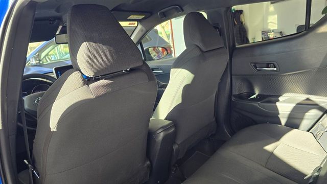 TOYOTA CHR 1.8 125H Advance