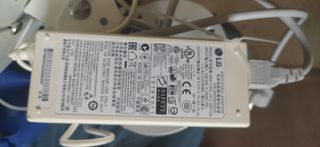 Proyector LG blanco - Soporte techo