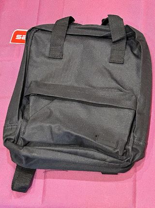Mochila pequeña Safta negra - A estrenar