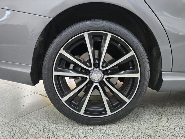 Mercedes-Benz Clase CLA 200 2015