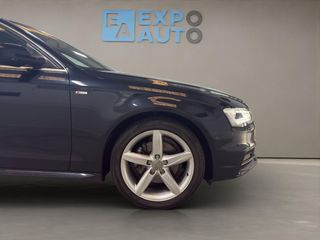Audi A4 Avant 2.0 TDI 150 multitr S line edition