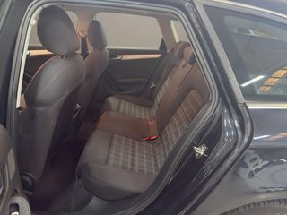 Audi A4 Avant 2.0 TDI 150 multitr S line edition