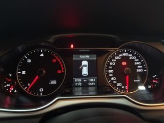 Audi A4 Avant 2.0 TDI 150 multitr S line edition