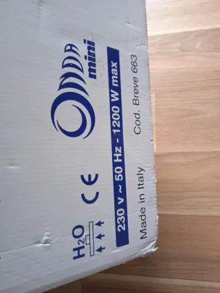 Aspiradora Di4 Mini: Aspira líquidos y sólidos