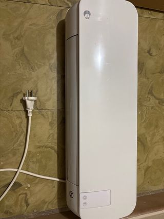 Calefactor de pared blanco