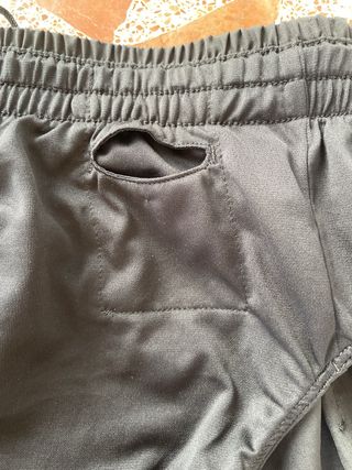 Shorts running Adidas negros