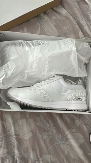 Zapatillas Michael Kors blancas originales 