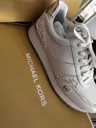 Zapatillas Michael Kors blancas originales 