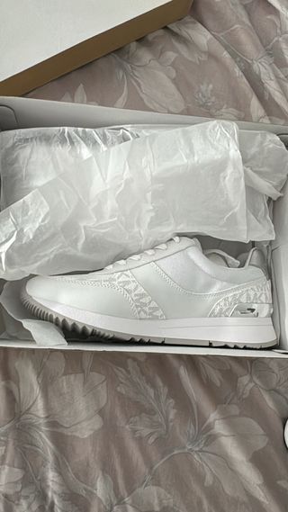 Zapatillas Michael Kors blancas originales 