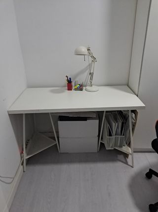 Mesa escritorio blanca metal y madera