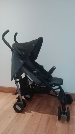 Silla paseo Chicco - Negra