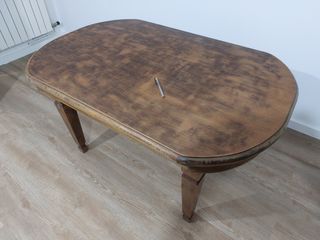 Mesa ovalada madera maciza