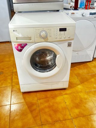 Lavadora LG 8kg.  transporte disponible 