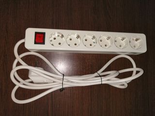 Regleta 6 enchufes - Protector de sobretensiones