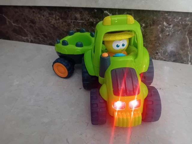 Tractor juguete ItsImagical