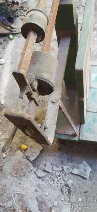 Báscula antigua de pesar sacos