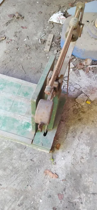 Báscula antigua de pesar sacos