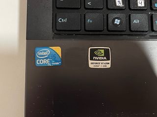 Portátil ASUS i5 - 6GB RAM - NVIDIA