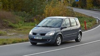 Renault Scenic: Piezas disponibles
