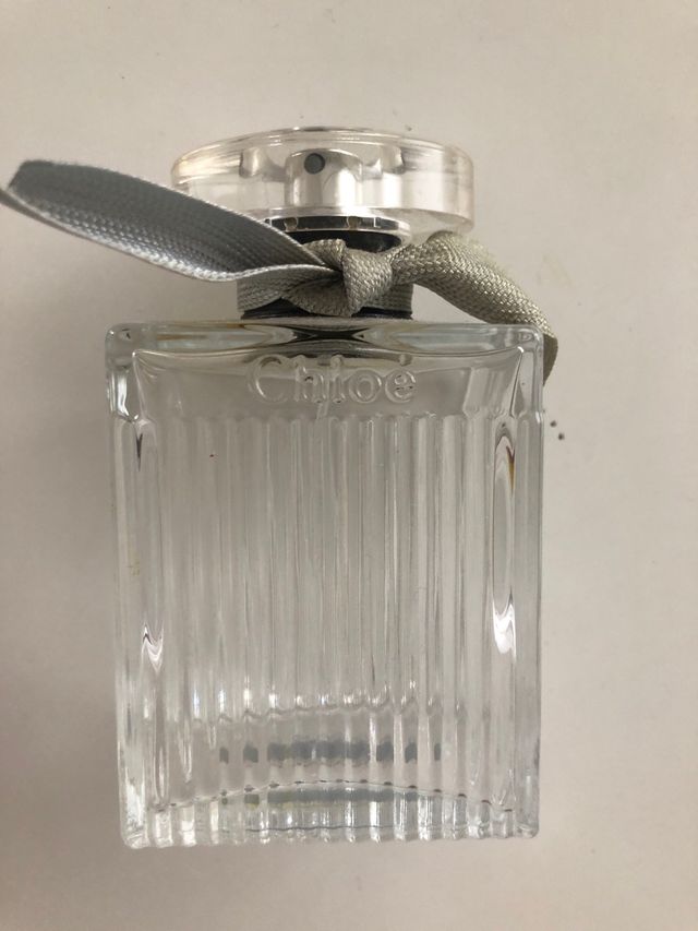 Chloé perfume, pero el frasco está vacío!