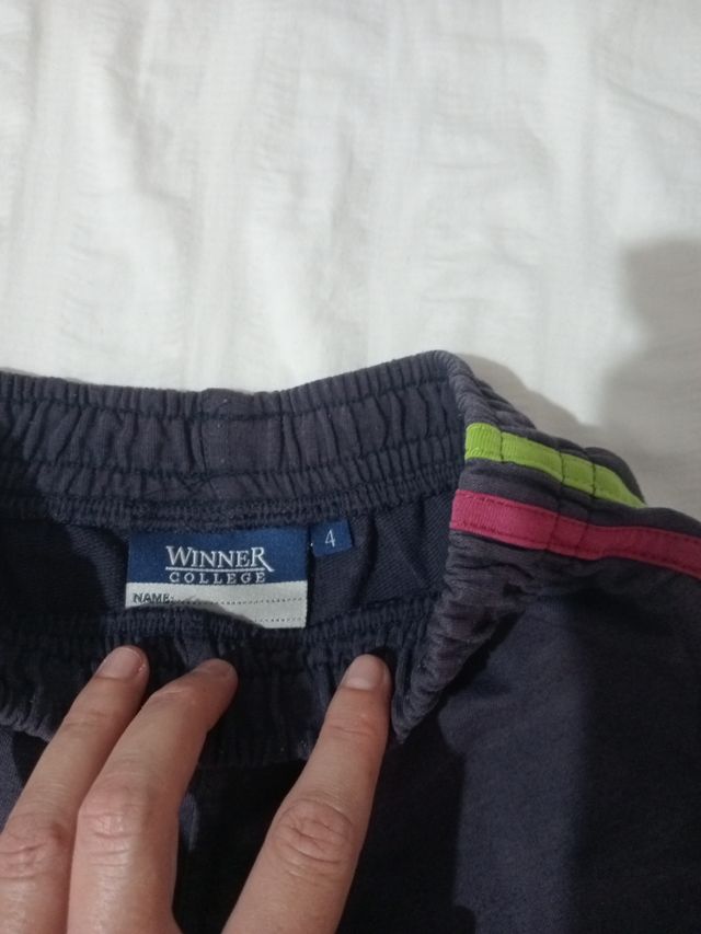 Shorts niño talla 4 - color gris oscuro