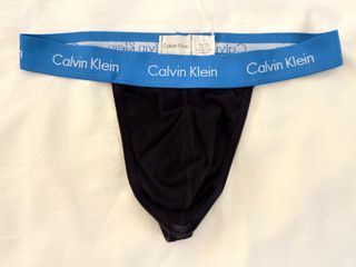 Tanga hombre Calvin Klein