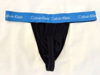 Tanga hombre Calvin Klein