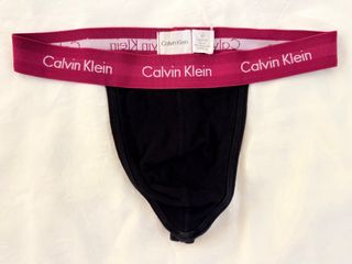 Tanga hombre Calvin Klein