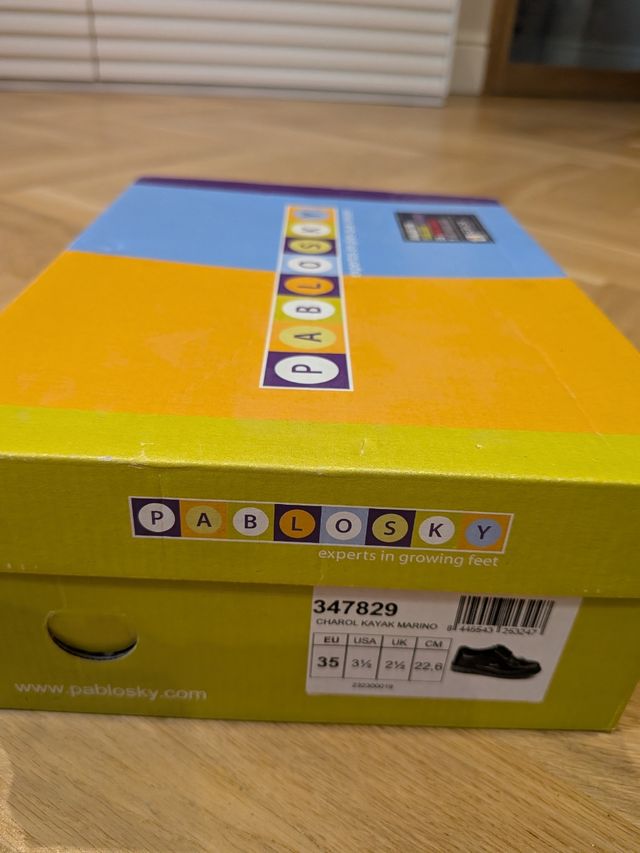 Pablosky charol niña 35