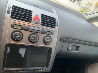 Volkswagen Touran Cross 7p 2009