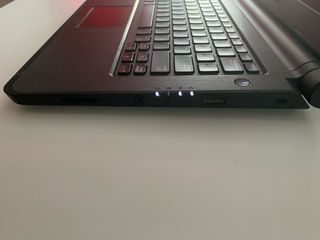 Portátil Dell Latitude 3350