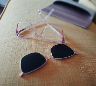 Gafas Monsine con clip de sol rosa