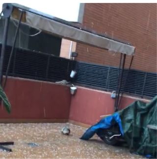 Pergola con lona nueva