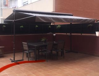 Pergola con lona nueva