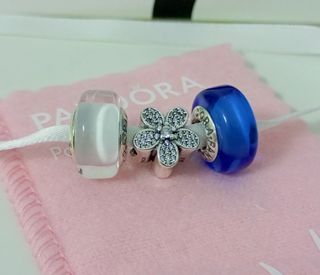 Par de  Charms Murano Azul.