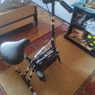 Bicicleta estática antigua