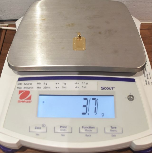 PLACA DE ORO 18K/3.7Gr