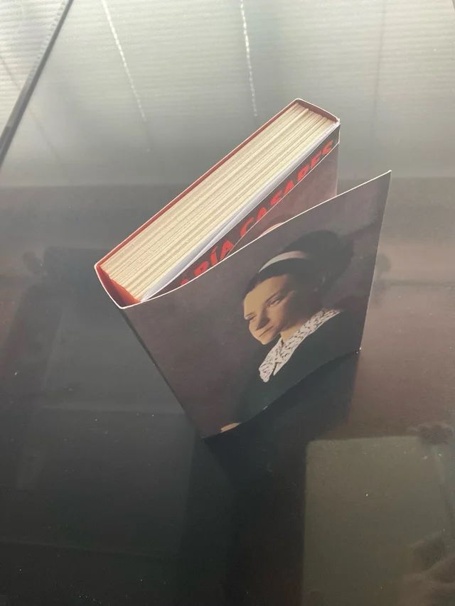 /|||Libro “María Casares. Vivencias...1922-1936”.