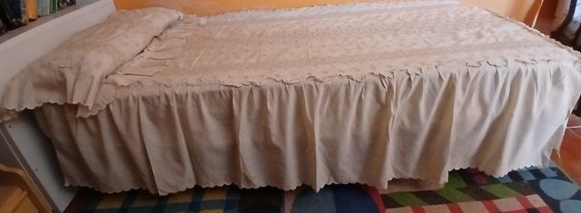 Colcha cama pequeña . Vintage 