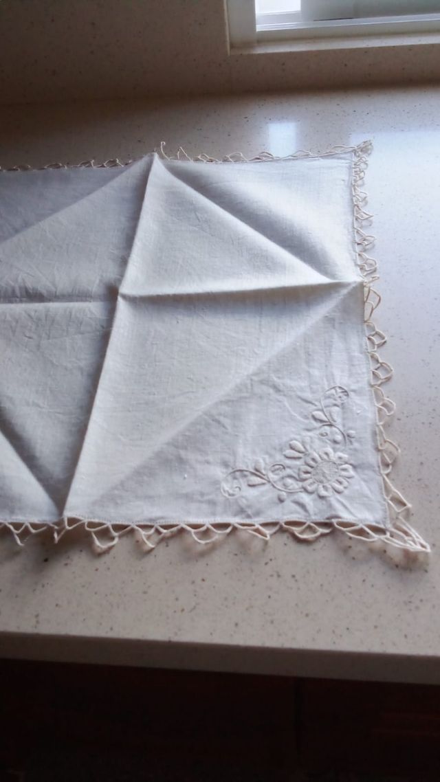 Mantel antiguo de algodón y lino, artesanal