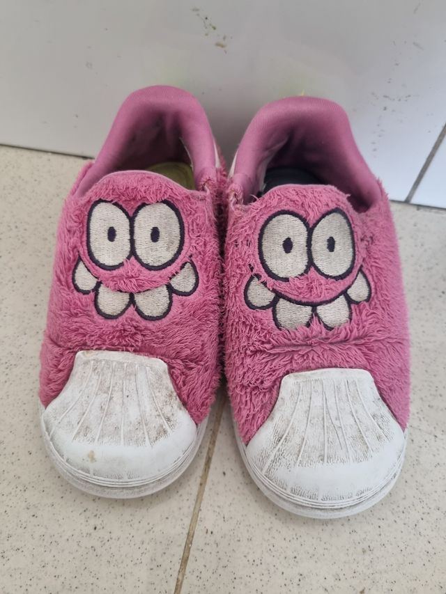 Zapatillas Adidas niña - Pelito